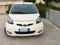 Usata Toyota Aygo Connect Style 68 CV (50 kW) 2010 Bianco Utilitaria