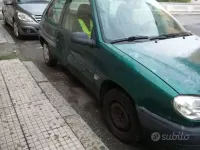 Usata Citroën Saxo 60 CV (44 kW) 2001 Verde Utilitaria
