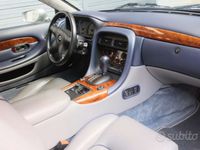 Usata Aston Martin DB7 332 CV (244 kW) 1995 Argento Coupé