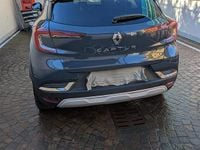 Usata Renault Captur 101 CV (74 kW) 2024 Blu SUV