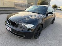 Usata BMW 120 177 CV (130 kW) 2007 Nero Utilitaria