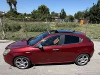 Usata Alfa Romeo Giulietta 170 CV (125 kW) 2011 Rosso Utilitaria