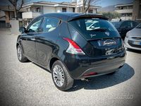 Usata Lancia Ypsilon 69 CV (50 kW) 2013 Nero Utilitaria