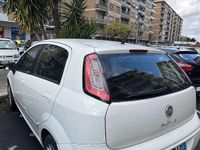 Usata Fiat Punto Evo Dynamic 77 CV (56 kW) 2009 Bianco Utilitaria