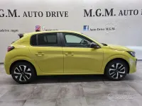 Nuova Peugeot 208 Business-Line 101 CV (74 kW) 2026 Giallo Utilitaria