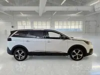 Usado Peugeot 5008 Allure 130 CV (95 kW) 2019 Blanco SUV