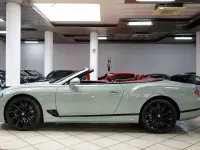 Usata Bentley Continental GT Convertible 659 CV (484 kW) 2023 Opalite Cabrio