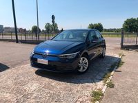 Usata VW Golf VIII Life 110 CV (80 kW) 2020 Blu Berlina