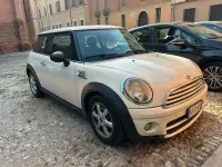 Usata Mini ONE 90 CV (66 kW) 2010 Bianco Utilitaria