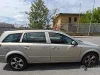 Usata Opel Astra 82 CV (60 kW) 1997 Station wagon