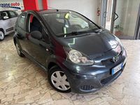 Usata Toyota Aygo 68 CV (50 kW) 2009 Grigio Utilitaria
