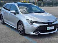Usata Toyota Corolla Style 153 CV (112 kW) 2022 Grigio Station wagon