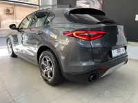 Usata Alfa Romeo Stelvio Super 160 CV (117 kW) 2022 Grigio SUV
