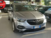 Usata Opel Grandland X Innovation 120 CV (88 kW) 2018 Grigio SUV