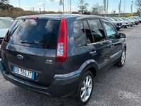 Usata Ford Fusion 67 CV (49 kW) 2008 Grigio Utilitaria