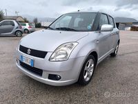 Usata Suzuki Swift GLX 2005 Grigio Berlina