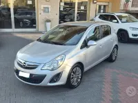 Usata Opel Corsa 75 CV (55 kW) 2013 Grigio Utilitaria
