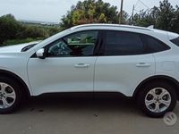 Usata Ford Kuga 120 CV (88 kW) 2021 Bianco SUV