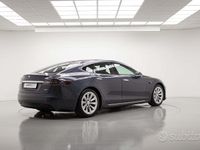 Usata Tesla Model S 503 kW (685 CV) 2018 Argento Utilitaria