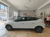 Usata Lancia Delta Silver 120 CV (88 kW) 2011 Beige Utilitaria