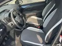 Usata Toyota Aygo X-play 69 CV (50 kW) 2015 Blu/azzurro Utilitaria