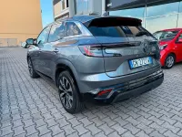 Usata Renault Austral Techno 200 CV (147 kW) 2023 Grigio SUV