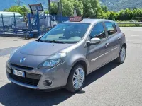 Usata Renault Clio III 75 CV (55 kW) 2011 Grigio Berlina