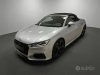 Usata Audi TT Roadster S-line plus 184 CV (135 kW) 2016 Grigio Cabrio