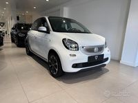 Usata Smart ForFour Passion 71 CV (52 kW) 2015 Bianco Utilitaria