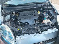 Usata Fiat Grande Punto 75 CV (55 kW) 2008 Grigio Utilitaria