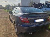 Usata Mercedes C220 Elegance 150 CV (110 kW) 2006 Grigio Coupé