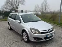 Usata Opel Astra 105 CV (77 kW) 2006 Grigio Station wagon