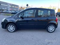 Usata Renault Modus Dynamique 75 CV (55 kW) 2010 Nero Monovolume