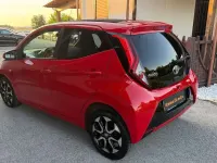 Usata Toyota Aygo X-play 72 CV (52 kW) 2021 Rosso Utilitaria