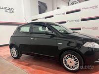 Usata Lancia Ypsilon Silver 69 CV (50 kW) 2016 Nero Utilitaria
