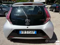 Usata Toyota Aygo X-play 68 CV (50 kW) 2015 Utilitaria