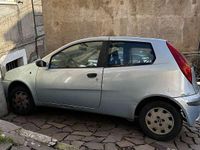 Usata Fiat Punto Feel 60 CV (44 kW) 2002 Blu/azzurro Berlina