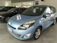 Usata Renault Scénic III 110 CV (80 kW) 2010 Blu Monovolume