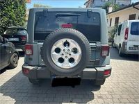 Usata Jeep Wrangler 200 CV (147 kW) 2015 Grigio SUV