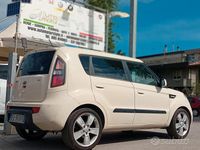 Usata Kia Soul Active 128 CV (94 kW) 2010 Beige SUV