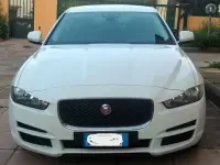 Usata Jaguar XE 180 CV (132 kW) 2016 Bianco Berlina