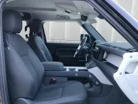 Usata Land Rover Defender S 200 CV (147 kW) 2024 Santorini black SUV