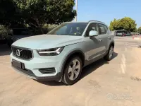 Usata Volvo XC40 Business Edition 150 CV (110 kW) 2019 Bluazzurro SUV