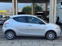 Usata Lancia Ypsilon Gold 69 CV (50 kW) 2011 Grigio Utilitaria