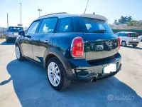 Usata Mini Cooper SD Countryman 143 CV (105 kW) 2012 Verde SUV