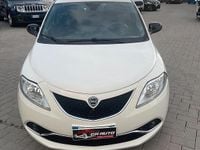 Usata Lancia Ypsilon Platinum 69 CV (50 kW) 2015 Bianco Utilitaria