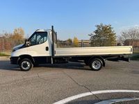 Usata Iveco Daily 136 CV (100 kW) 2021 Bianco Furgone