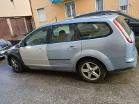 Usata Ford Focus Style 90 CV (66 kW) 2007 Grigio Station wagon
