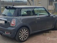 Usata Mini Cooper S 184 CV (135 kW) 2010 Grigio Utilitaria