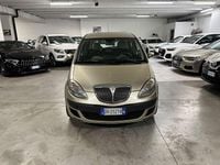 Usata Lancia Musa 95 CV (69 kW) 2007 Beige Monovolume